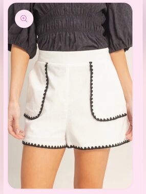 NWOT HYFVE White and Black Contrast Shorts Size M